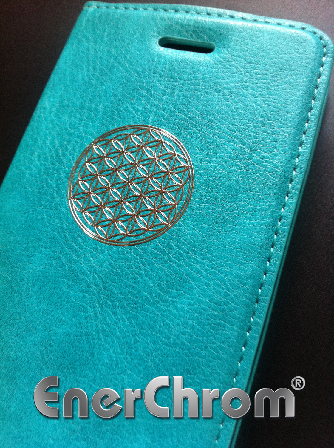 Blume des Lebens EnerChrom® Metall-Aufkleber | Farbe silber | Lebensblume auf Smartphone-Case | designed by atalantes spirit®